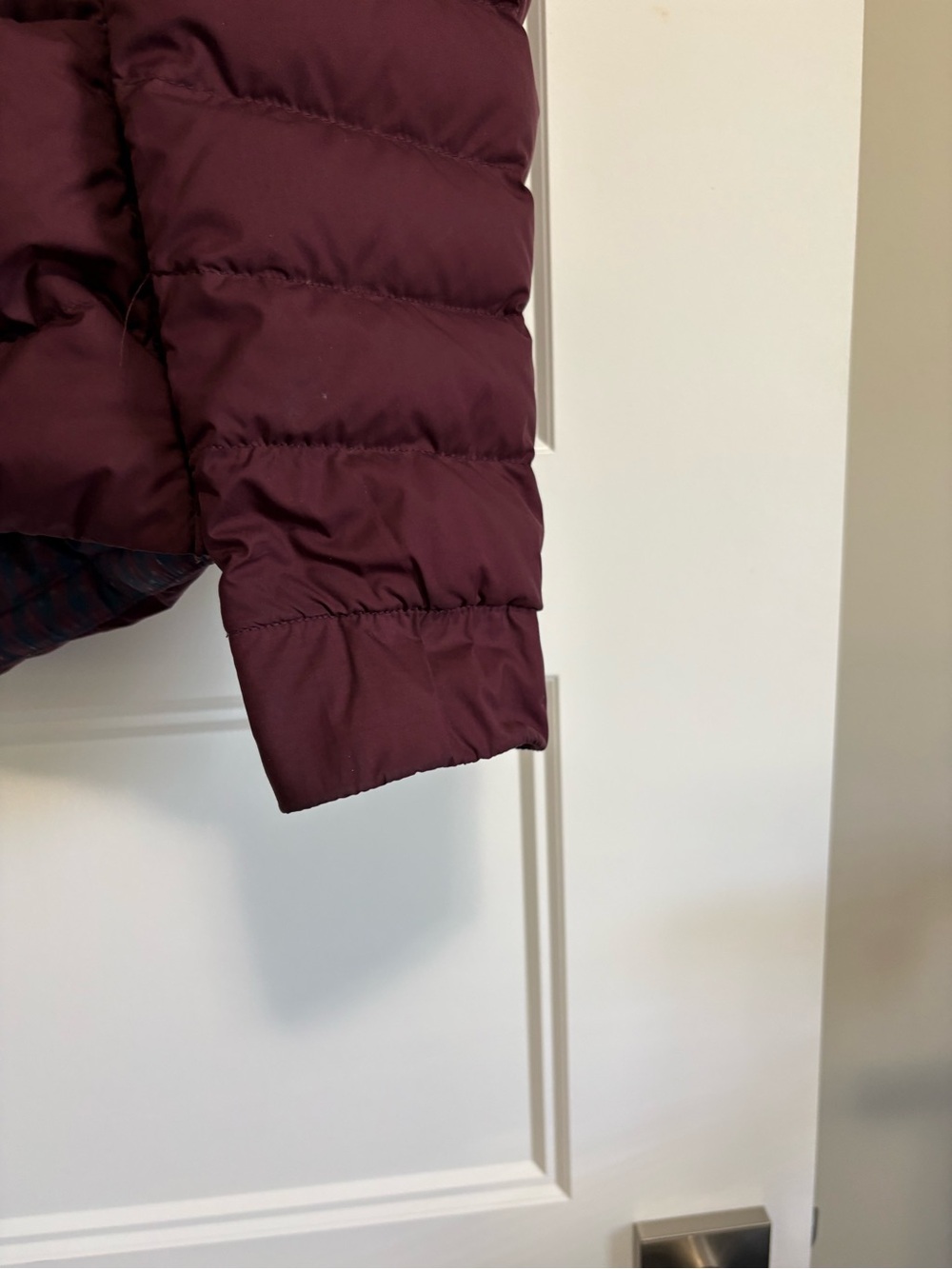 LululemonFluffin Sweat Life Goose Down Plum Purple Hooded Jacket Coat Size 8 - Picture 15 of 16
